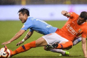 勇士险胜独行侠回放微博-LOL电竞押注