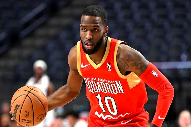 关键时刻新奥尔良鹈鹕备战NBA总决赛；完成体检细节曝光；质疑声仍在；轮换策略成焦点(nba新奥尔良鹈鹕队)