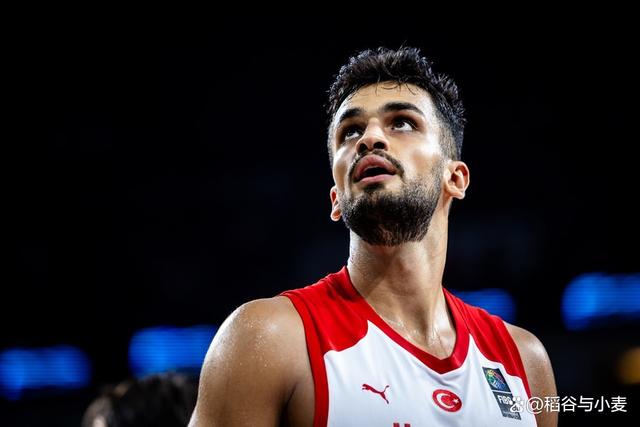 犹他爵士发布备战花絮，关键时刻刷新队史纪录，欧篮联任务艰巨，轮换策略成焦点的简单介绍