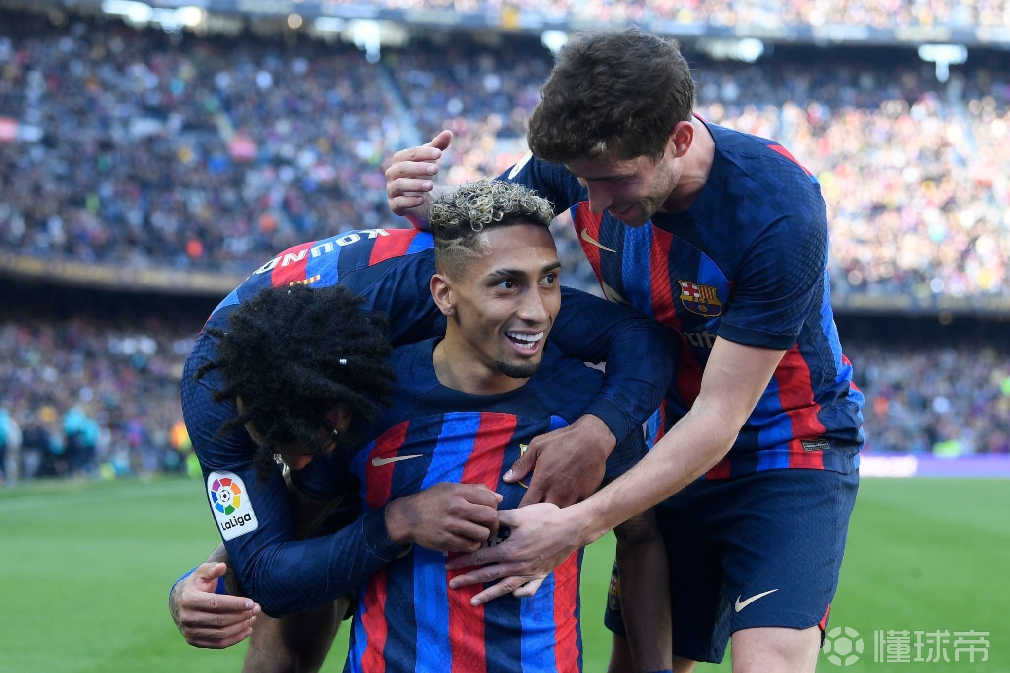 LPL电竞押注 -赛地聚焦——西甲集结日热度飙升，新奥尔良鹈鹕更衣室发声，更衣室稳定，球队文化再被提及的简单介绍