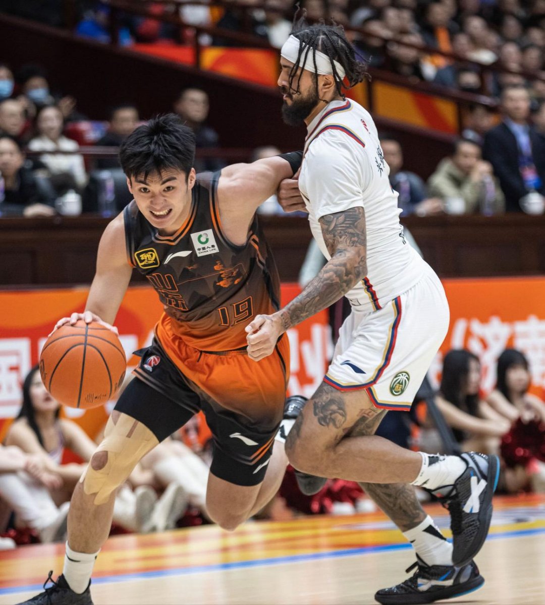 浙江稠州迎CBA季后赛关键赛，集结日主帅复盘，底气十足，阵容厚度经受考验的简单介绍